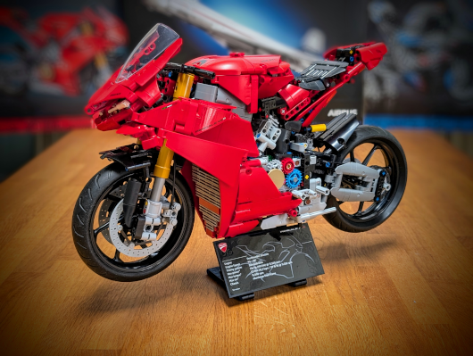 42202 Ducati Panigale V4 S motorsykkel